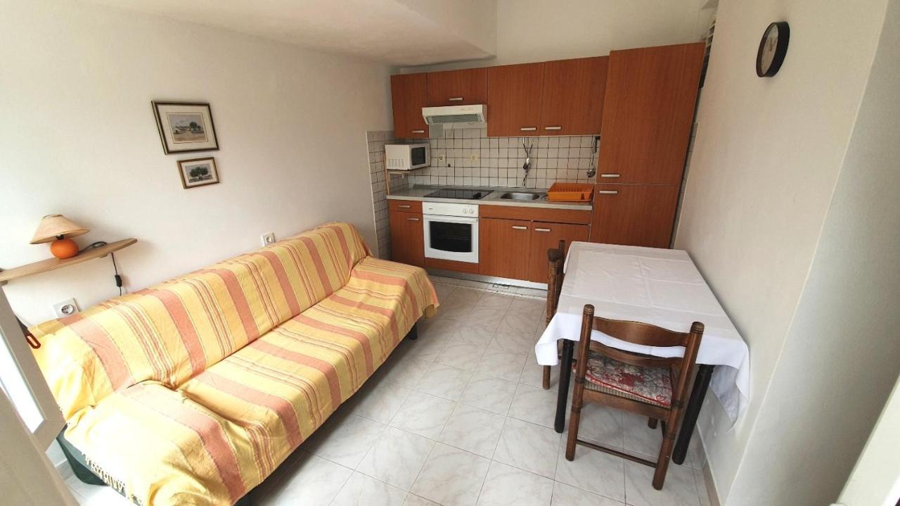 Apartments Dora Банёл Экстерьер фото