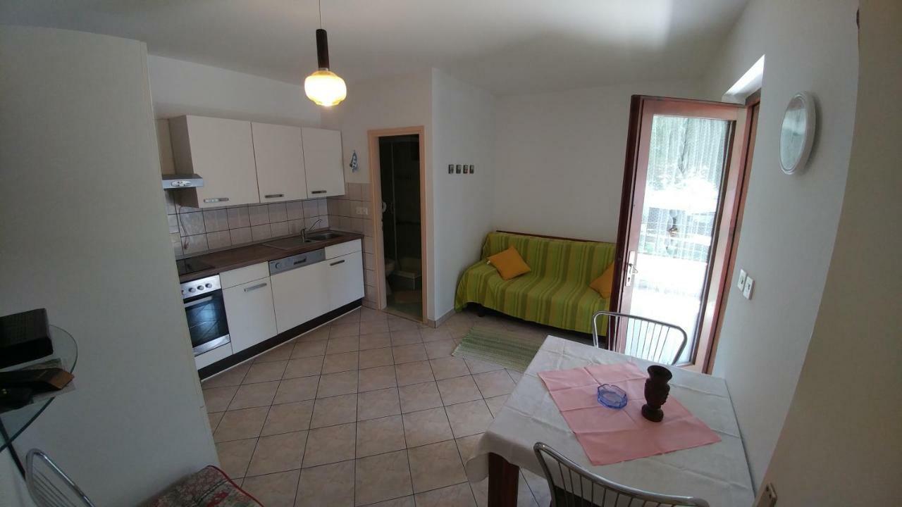 Apartments Dora Банёл Экстерьер фото